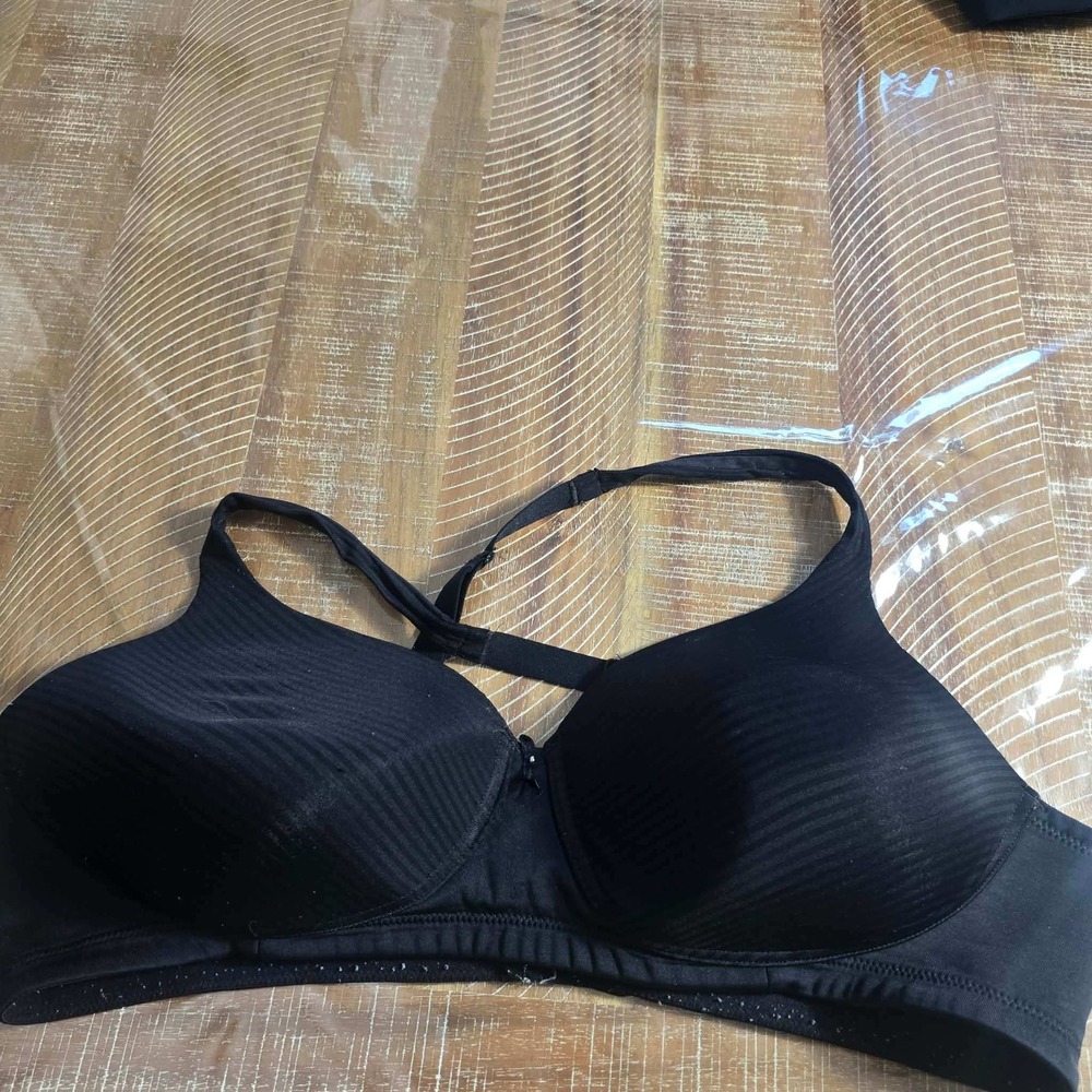 Vanity Fair Beauty Back Full‎ Figure Underwire Bra Black 40C Racerback Striped